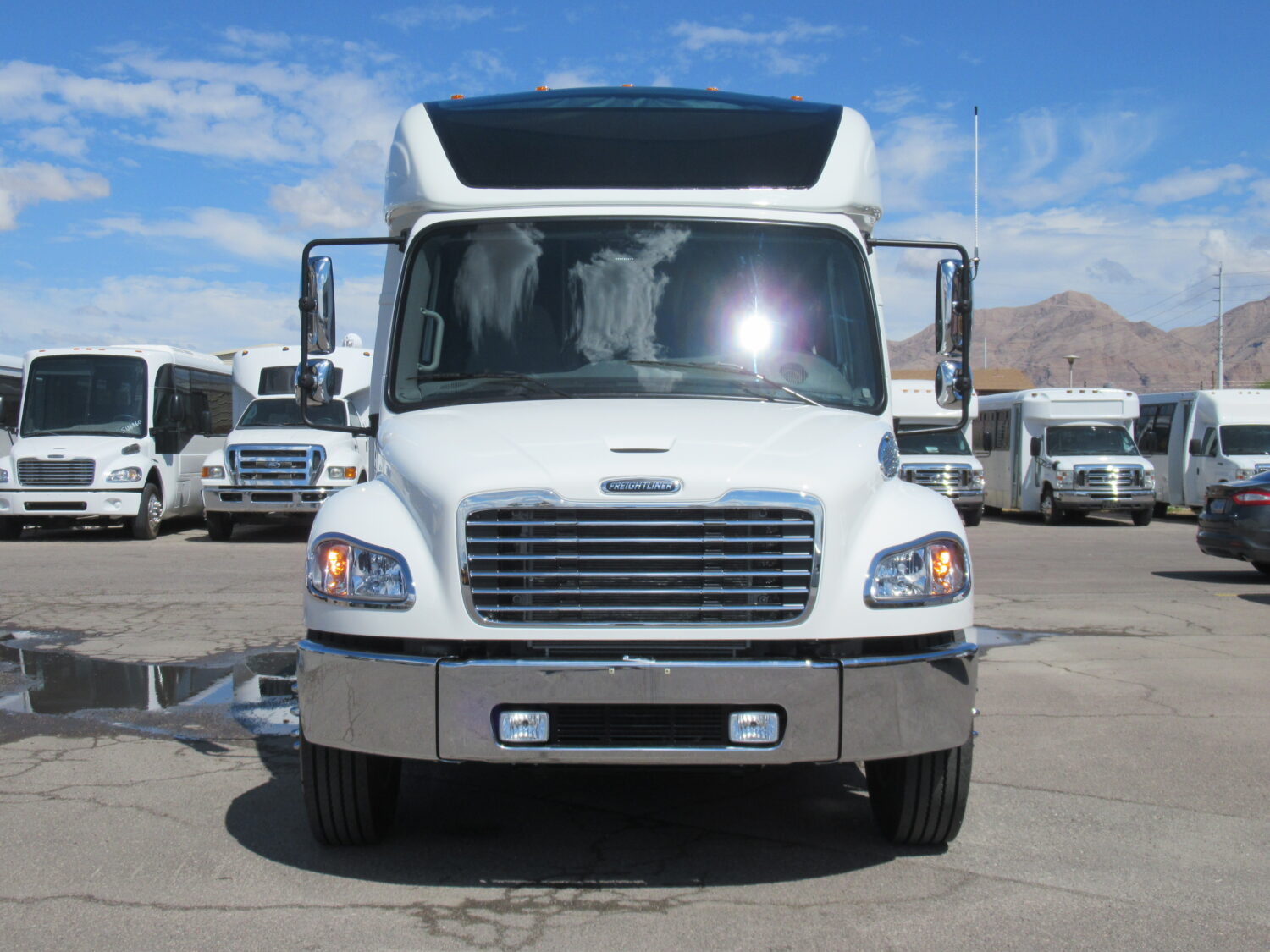 NEW 2026 ECD KSIR M2 Freightliner Executive Shuttle SH1632 - Image 2