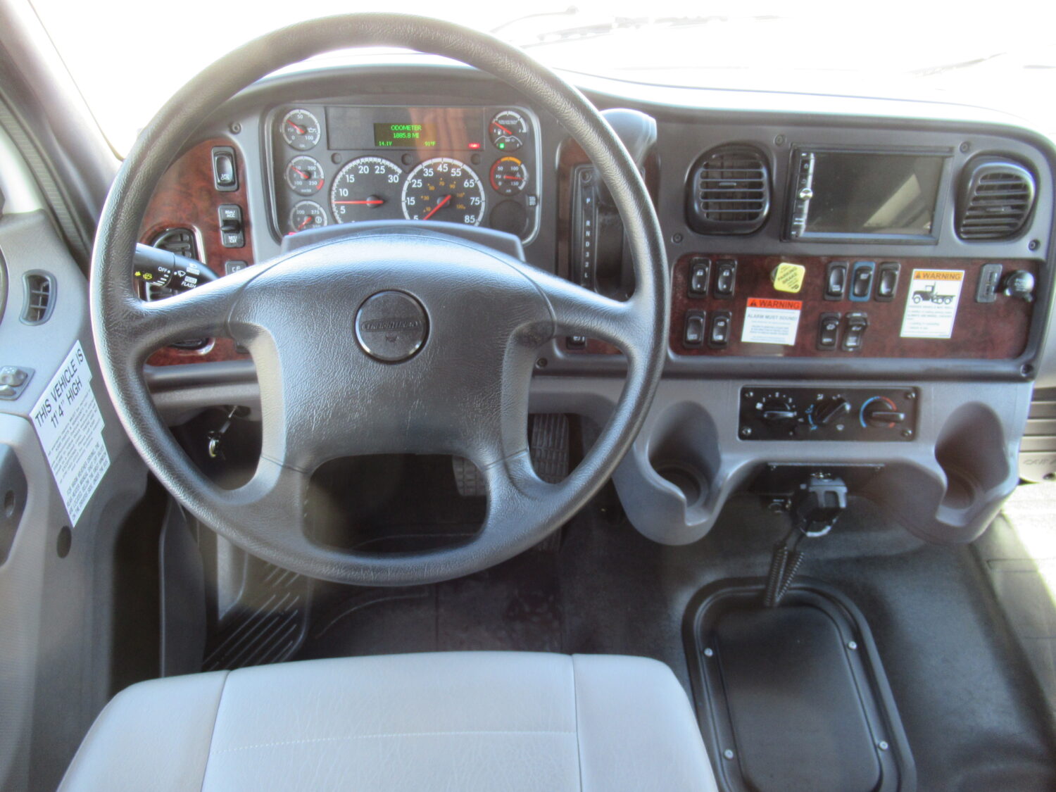 NEW 2026 ECD KSIR M2 Freightliner Executive Shuttle SH1632 - Image 12