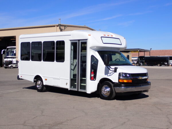 2020 Starcraft Allstar Shuttle Bus S04095