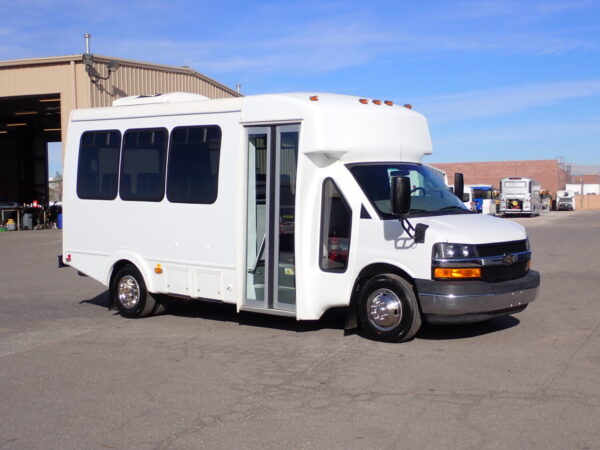 2016 Goshen Impulse Shuttle Bus S49978