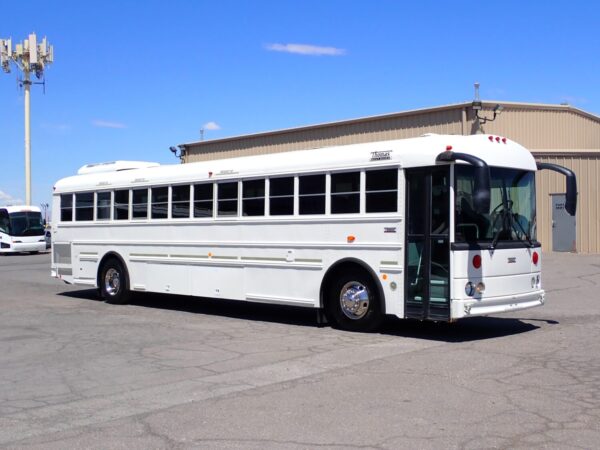 2013 Thomas Saf-T-Liner HDX Activity Bus B52875