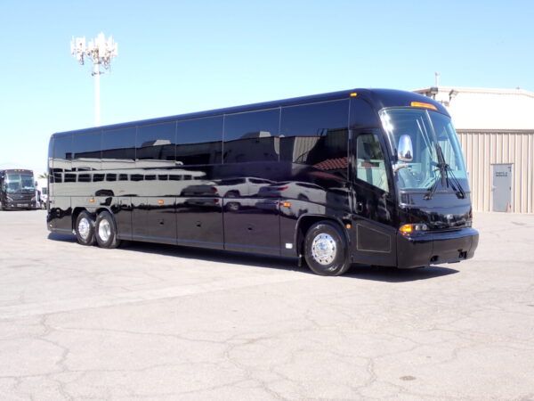 2009 MCI J4500 Highway Coach C65142