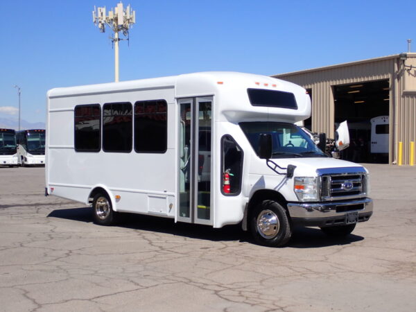 2017 Starcraft Allstar Shuttle Bus S17903