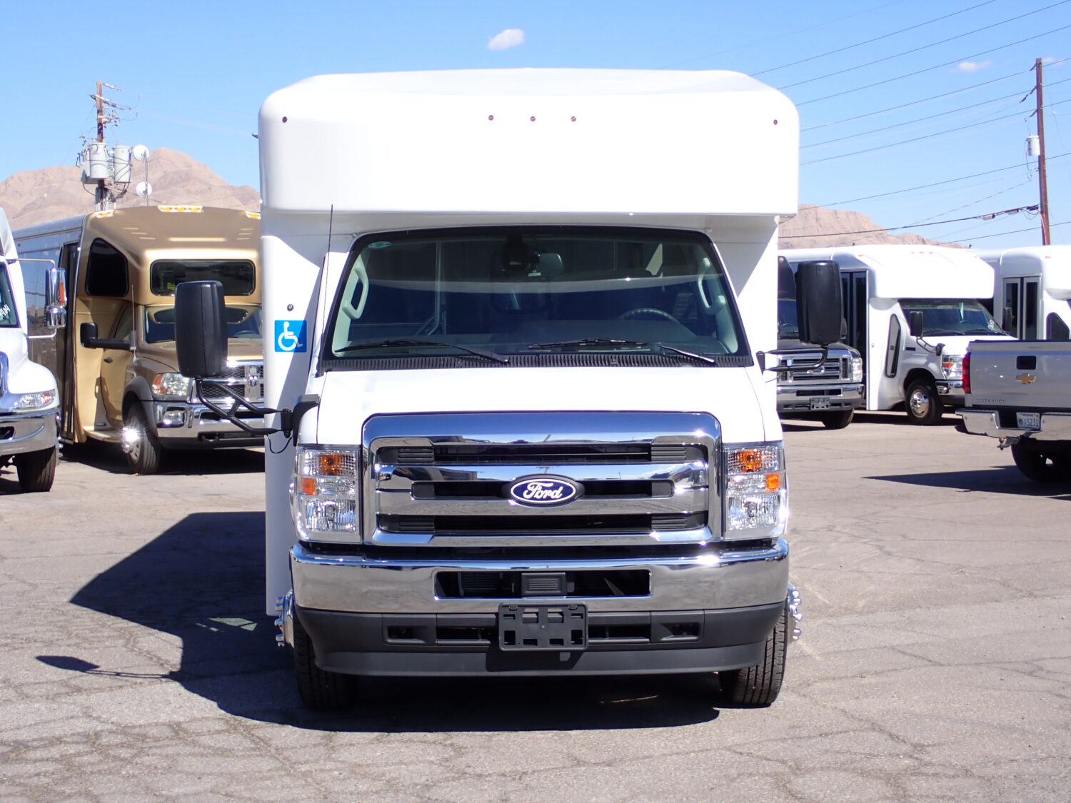 NEW 2026 Endera Lift Equipped Shuttle Bus S01206 - Image 2