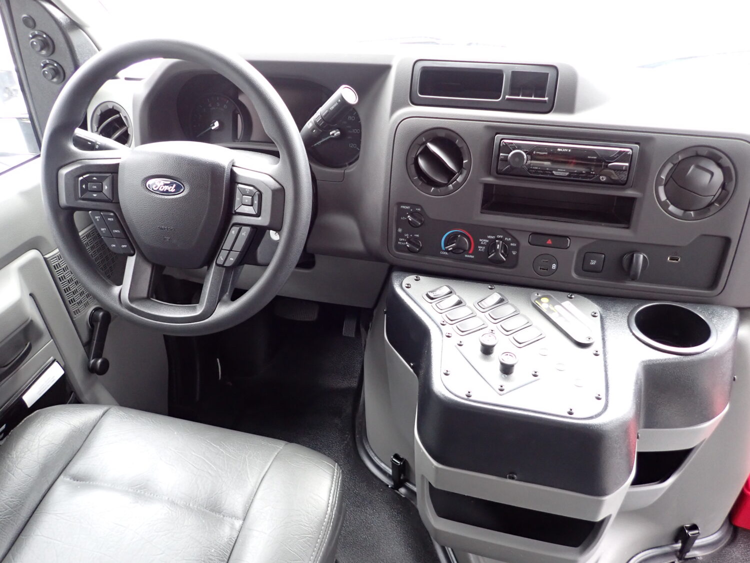 NEW 2026 Endera Lift Equipped Shuttle Bus S01206 - Image 11