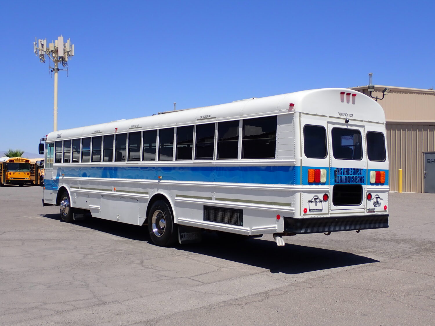 2016 Thomas Saf-T-Liner EFX Bus B89467 - Image 5