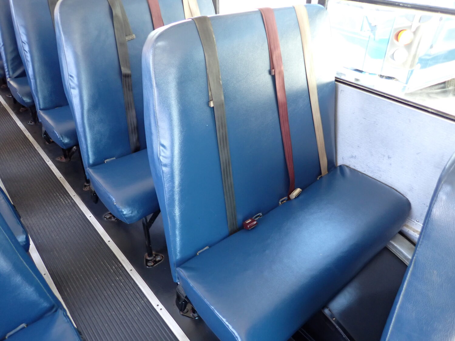 2016 Thomas Saf-T-Liner EFX Bus B89467 - Image 8