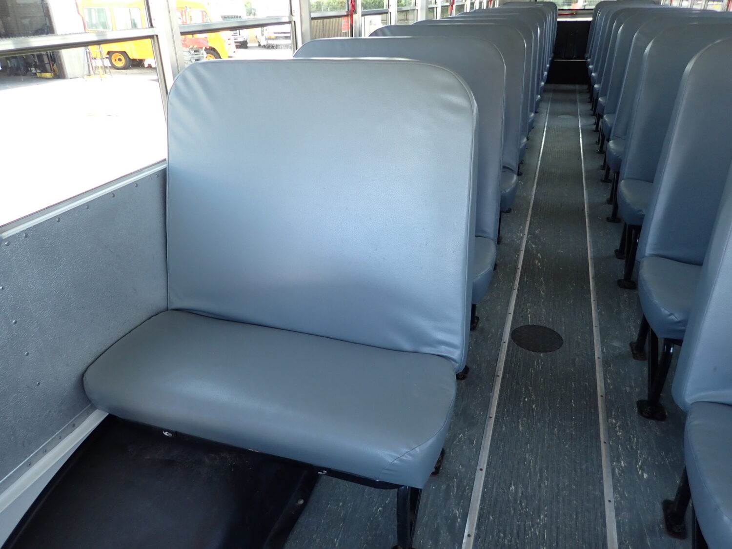 2013 Blue Bird All American Passenger Bus B95890 - Image 8